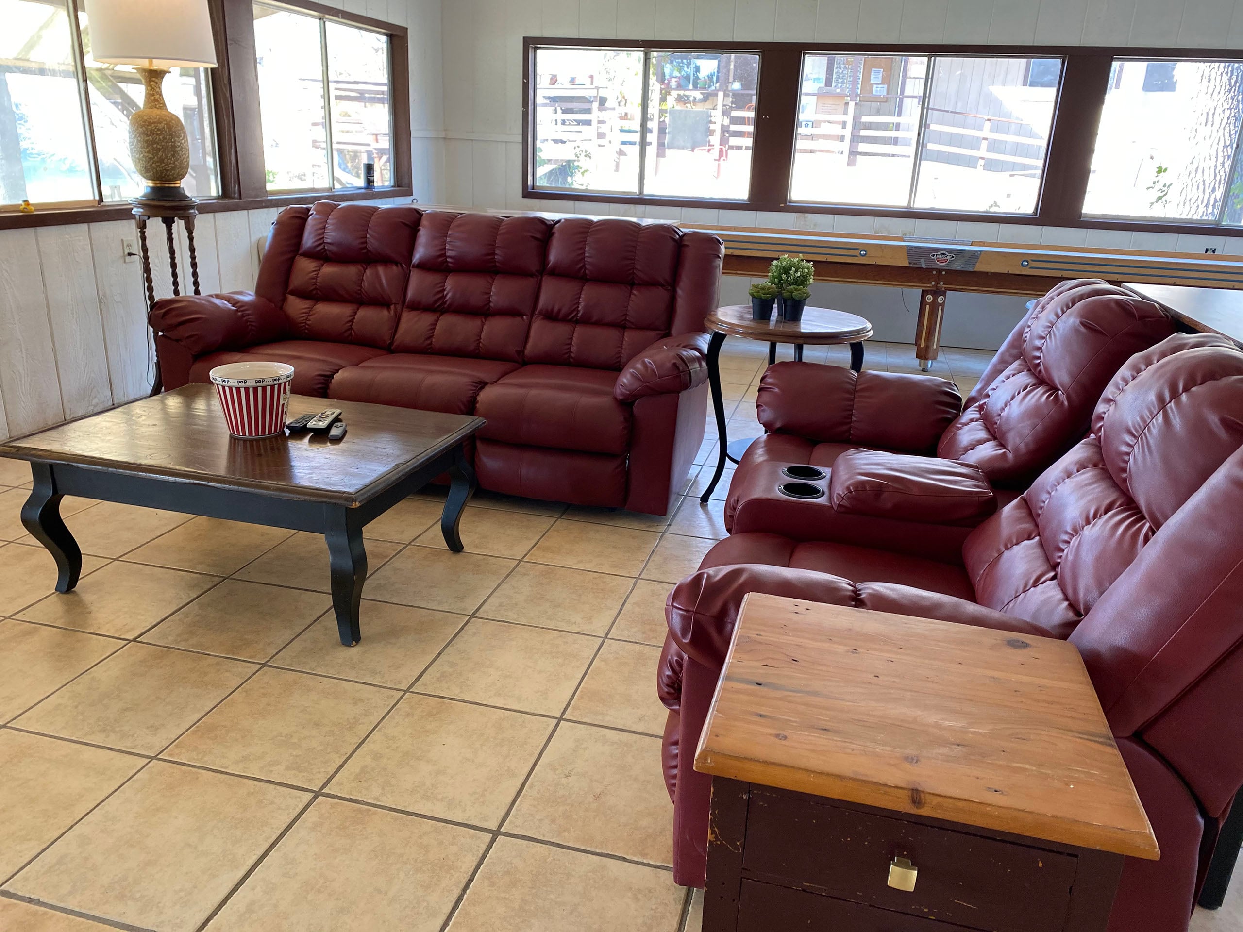 sacramento rv parks, lodge